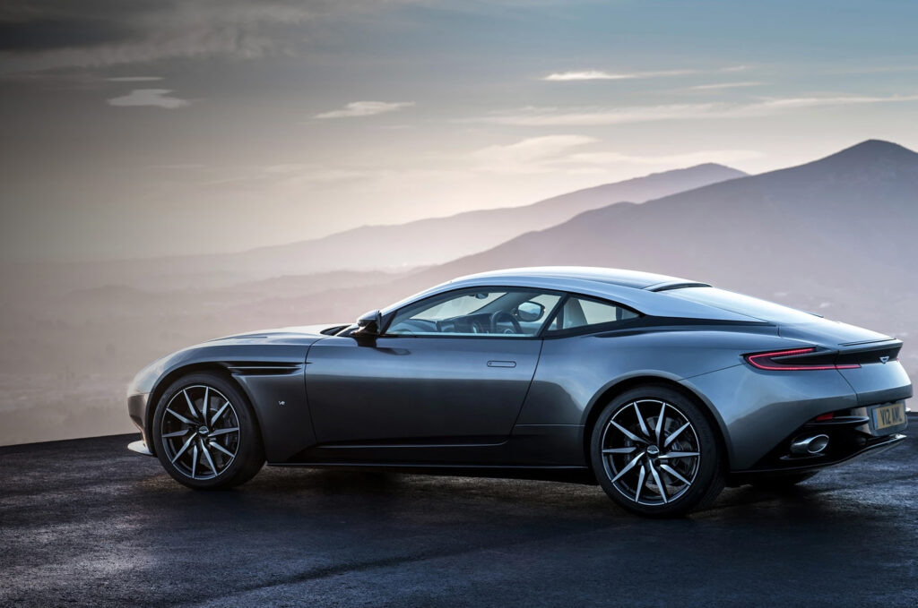 Aston Martin DB11